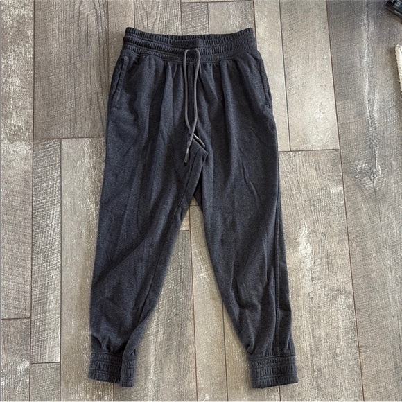 Free People Movement Size XS Dark Grey/Black High-Waisted Jogger Sweatpants. - Picture 6 of 6